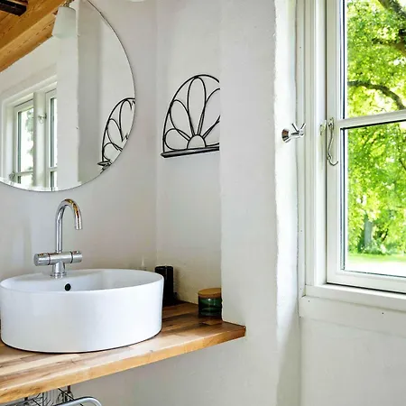 Feriehus Cozy And Original On Bornholm Neksø