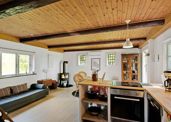 Дом отдыха Cozy And Original On Bornholm